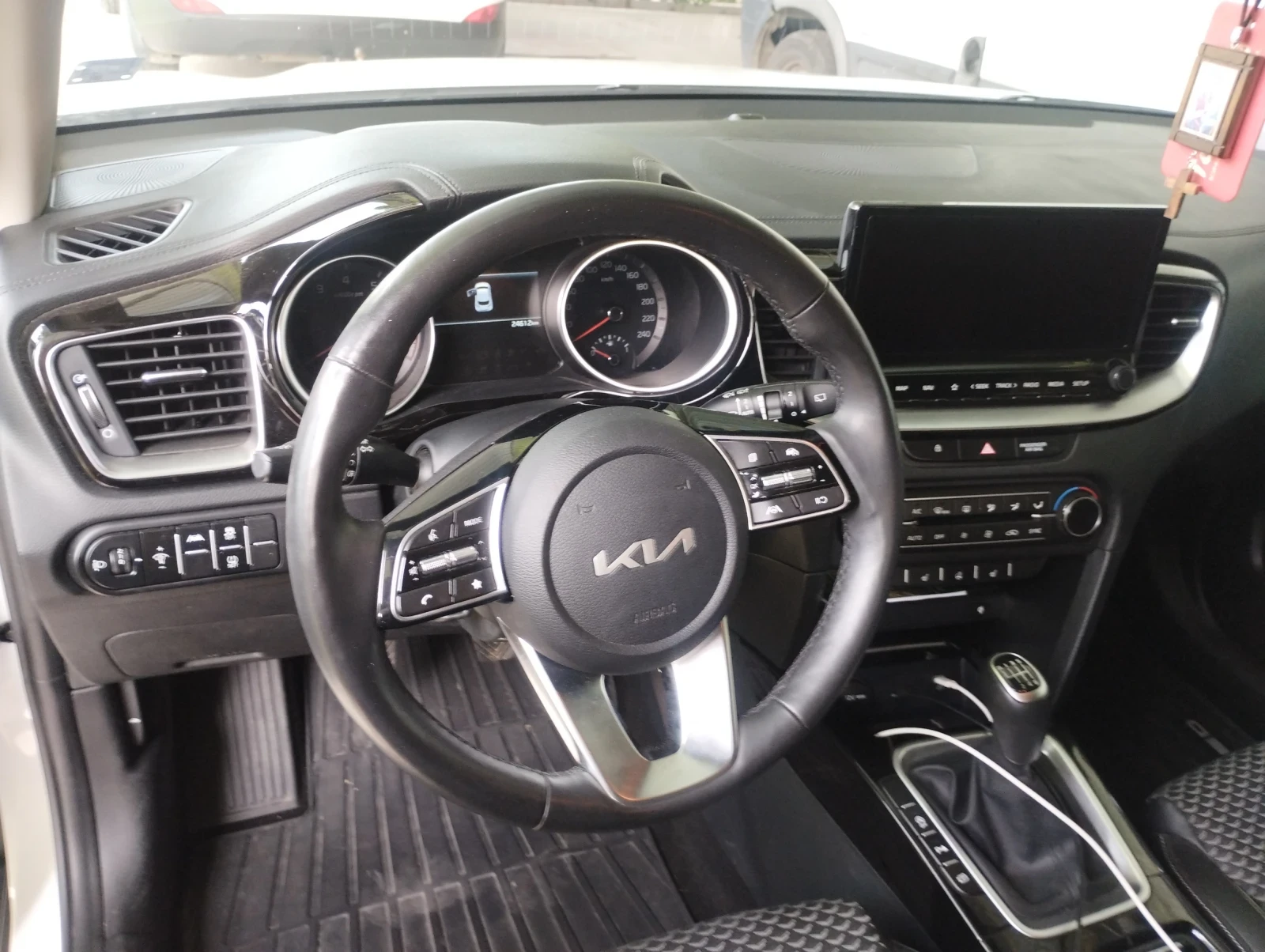 Kia XCeed Executive , снимка 9 - Автомобили и джипове - 54837855