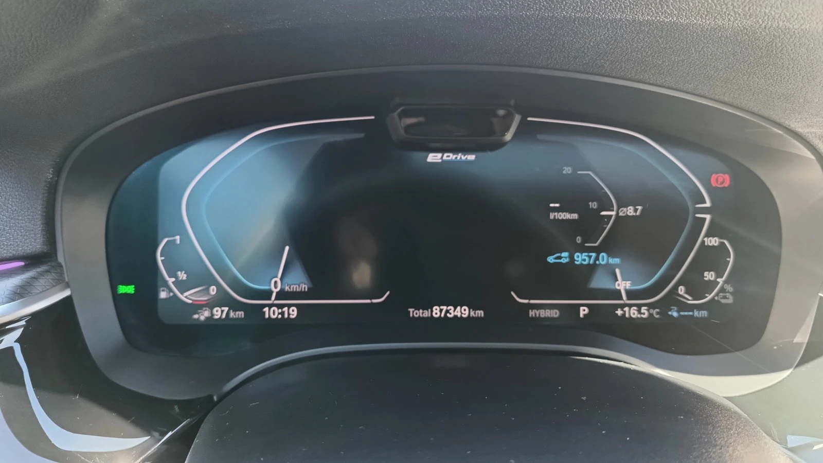 BMW 540 e, снимка 17 - Автомобили и джипове - 54952348
