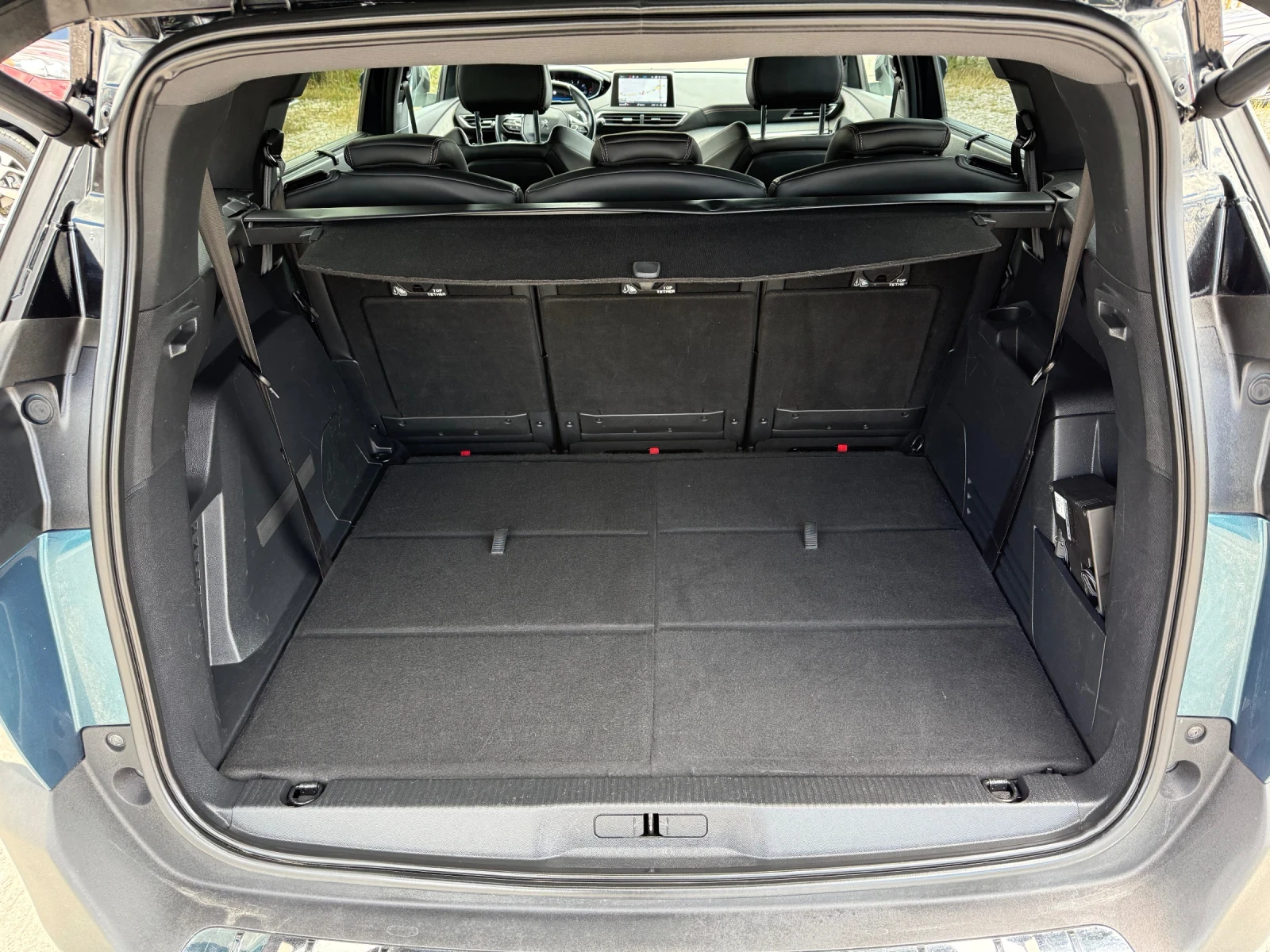 Peugeot 5008 GT-Line 2.0 HDI AT8 FullLED 6+ 1, снимка 16 - Автомобили и джипове - 54956277