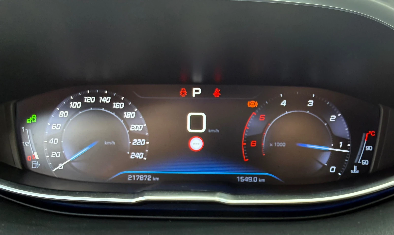 Peugeot 5008 GT-Line 2.0 HDI AT8 FullLED 6+ 1, снимка 8 - Автомобили и джипове - 54956277