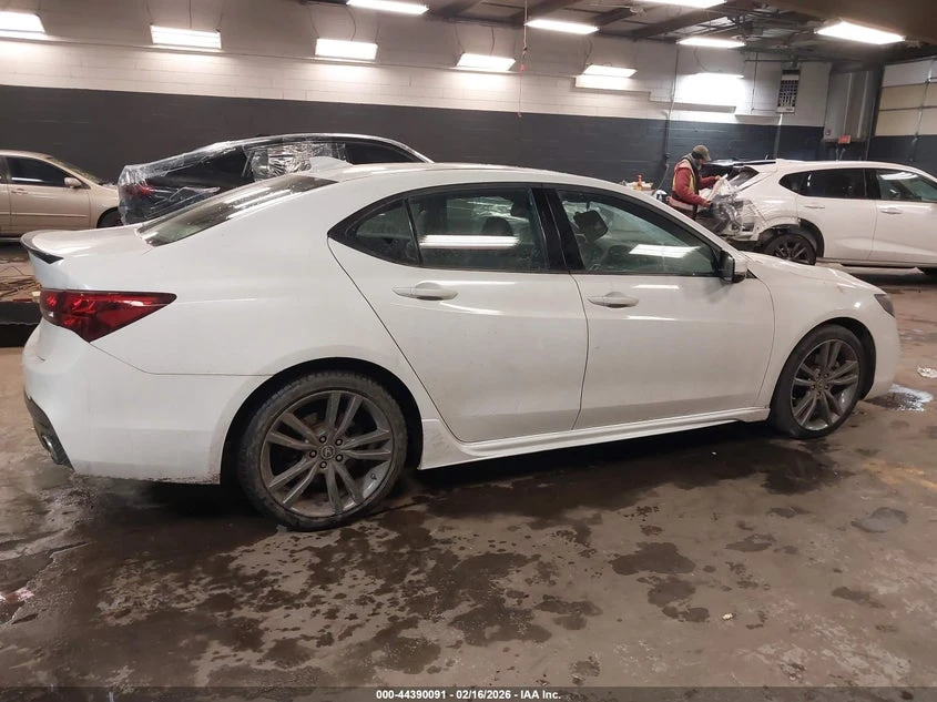 Acura TLX 2.4l Tech A-Spec Pkgs, снимка 13 - Автомобили и джипове - 55318899
