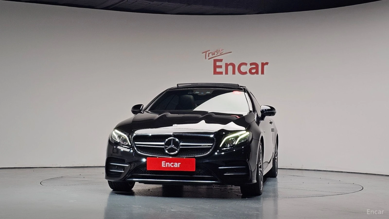 Mercedes-Benz E 53 AMG 4MATIC+ * HUD* 360* МАСАЖИ* ПАНО* АВТОКРЕДИТ, снимка 3 - Автомобили и джипове - 55679018