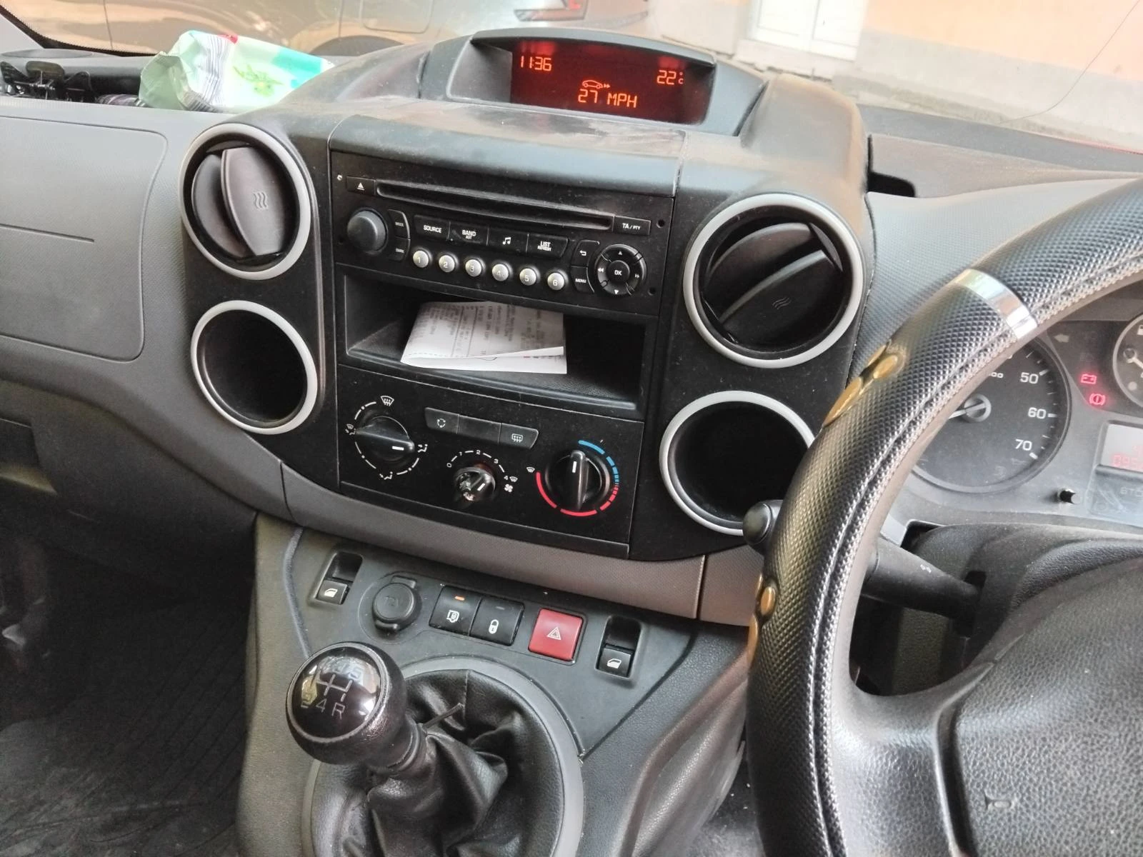 Peugeot Partner, снимка 7 - Автомобили и джипове - 56117937