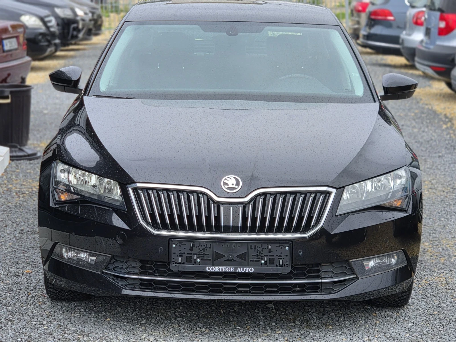 Skoda Superb 1.4TSI EURO6 NAVI, снимка 3 - Автомобили и джипове - 56269750