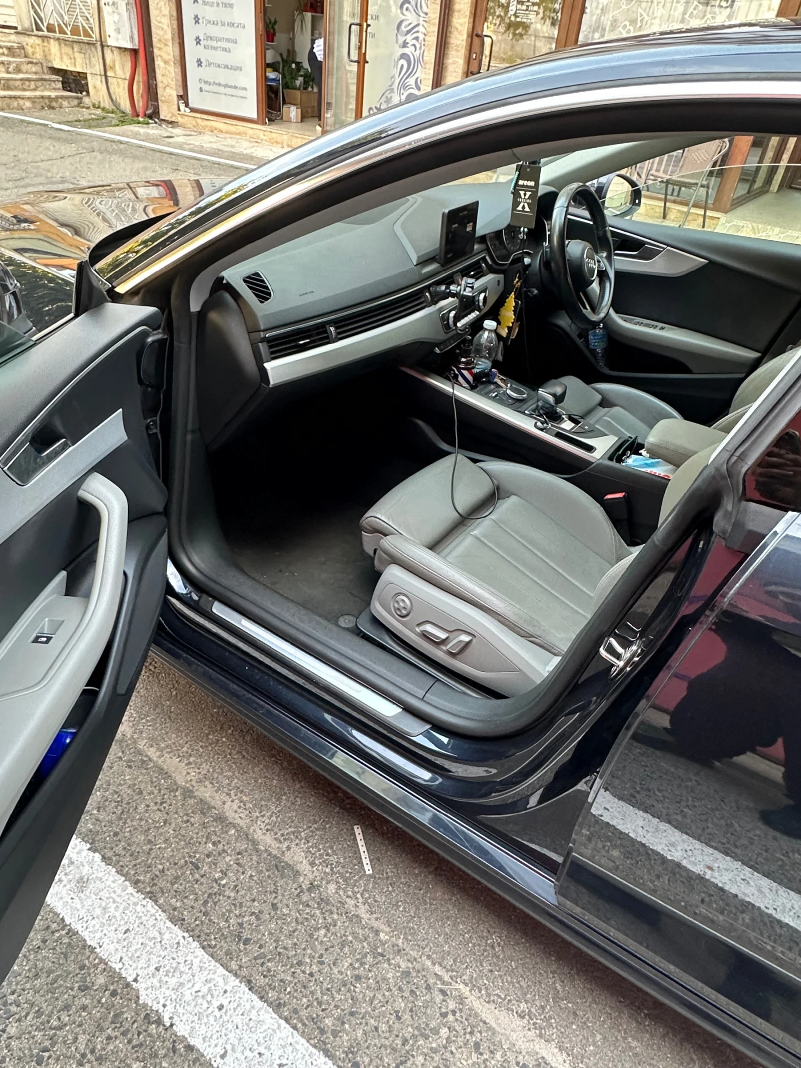 Audi A5, снимка 3 - Автомобили и джипове - 56432053