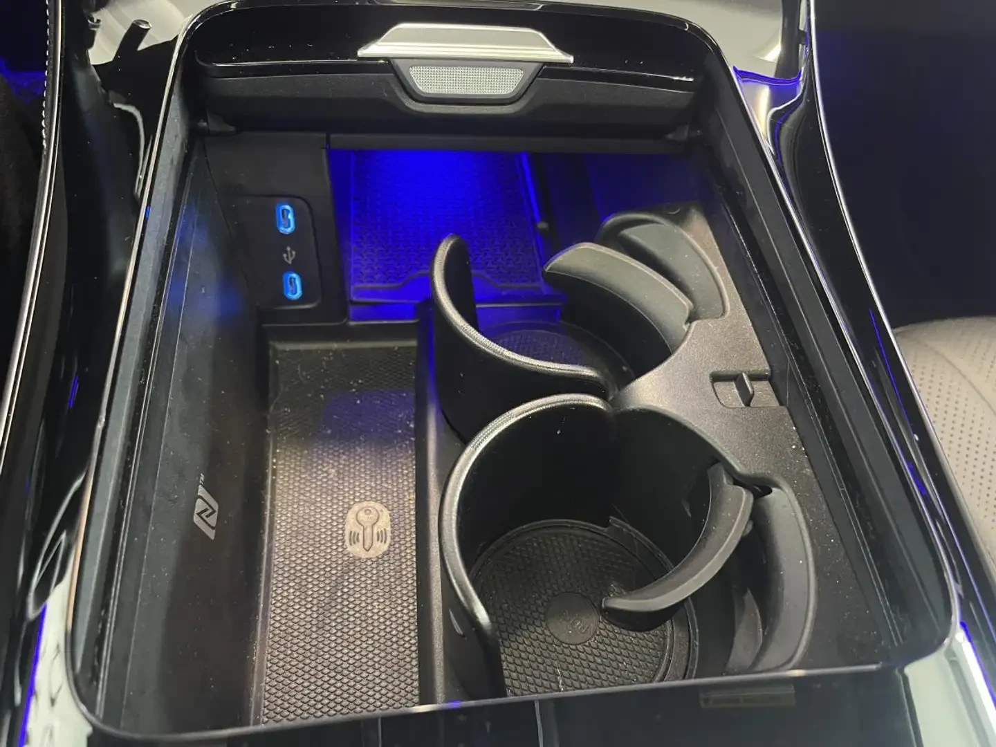 Mercedes-Benz EQS AMG* LINE* BURMESTER* ���������* ���������* 360��� | Mobile.bg � ����������� 13