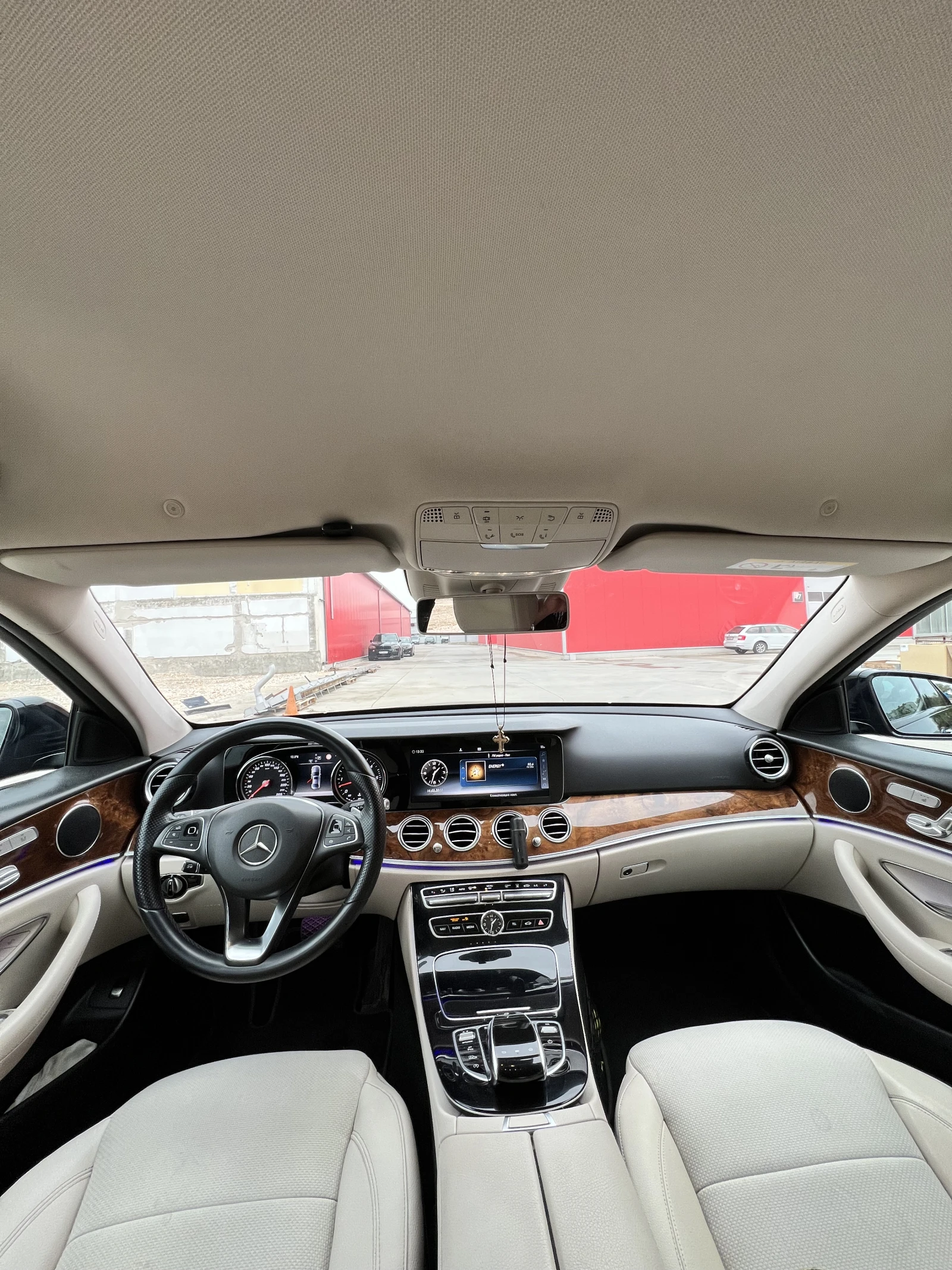 Mercedes-Benz E 350, снимка 8 - Автомобили и джипове - 56750547