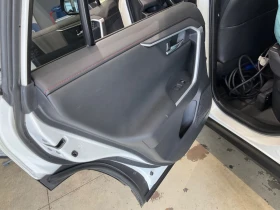 Toyota Rav4 ОЧАКВАН ВНОС/ДАНЪЧЕН КРЕДИТ/JBL/EXECUTIVE/САМОЛЕТ, снимка 16