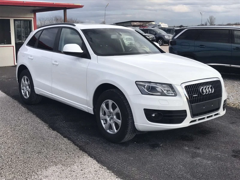 Audi Q5 2.0TFSI, снимка 1 - Автомобили и джипове - 43883856