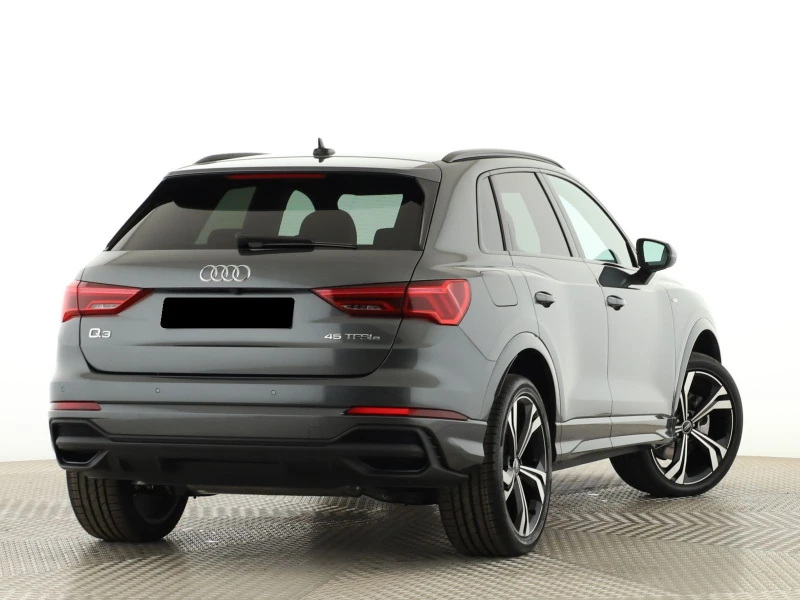 Audi Q3 45 TFSIe = S-line= Гаранция, снимка 2 - Автомобили и джипове - 49572672