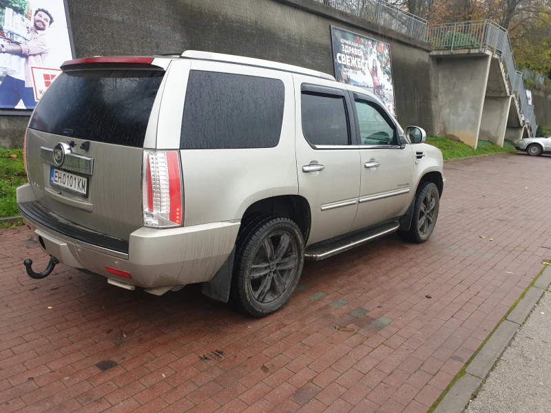 Cadillac Escalade 6.2 Газ/Бензин, снимка 5 - Автомобили и джипове - 52458496