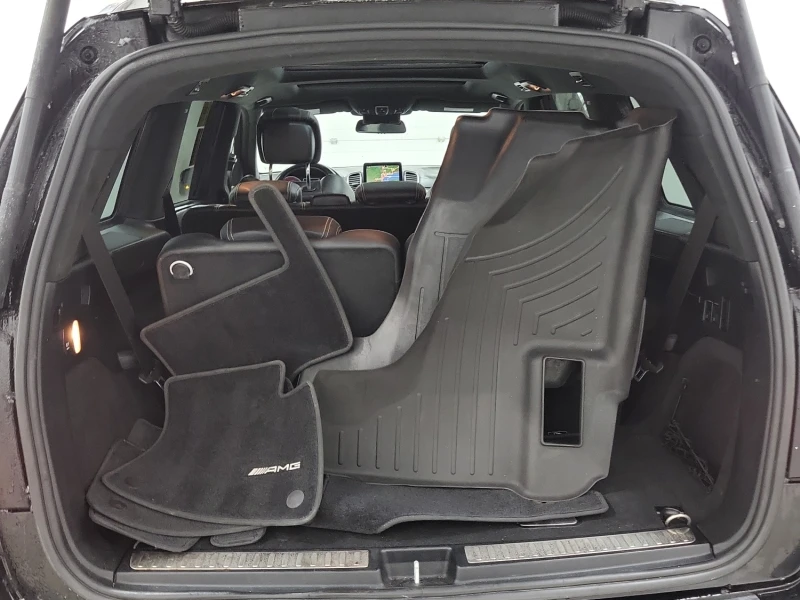 Mercedes-Benz GLS 63 AMG, снимка 11 - Автомобили и джипове - 53211581