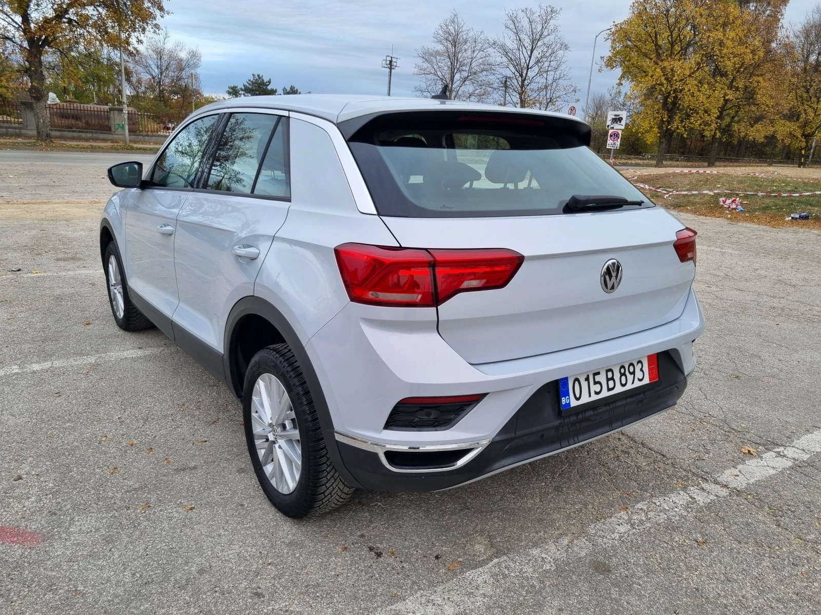 VW T-Roc 2.0TDI 150кс DSG7 Distr Assist  - изображение 3