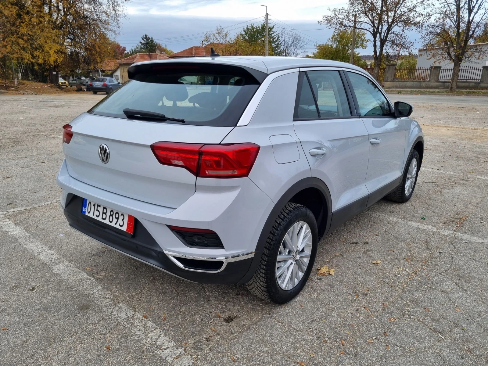 VW T-Roc 2.0TDI 150кс DSG7 Distr Assist  - изображение 4