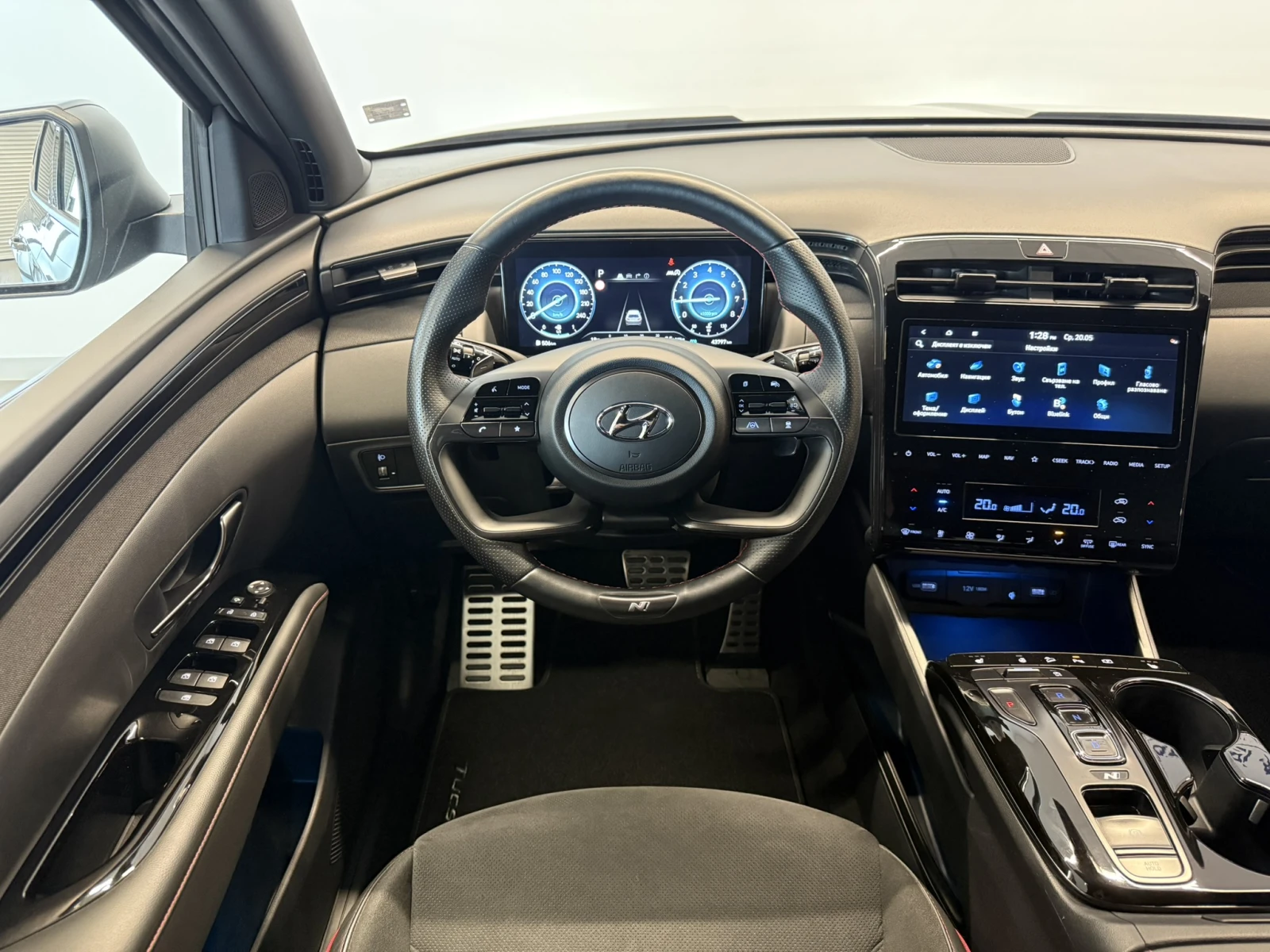 Hyundai Tucson EXCLUSIVE N line, снимка 11 - Автомобили и джипове - 54711009