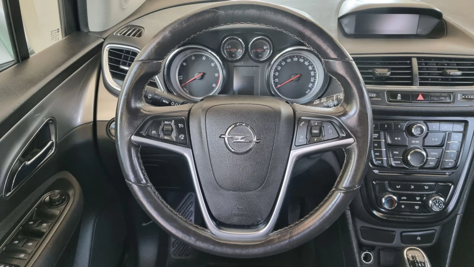 Opel Mokka FACELIFT EURO 6 b 1.6 cdti Cosmo, снимка 8 - Автомобили и джипове - 54825592