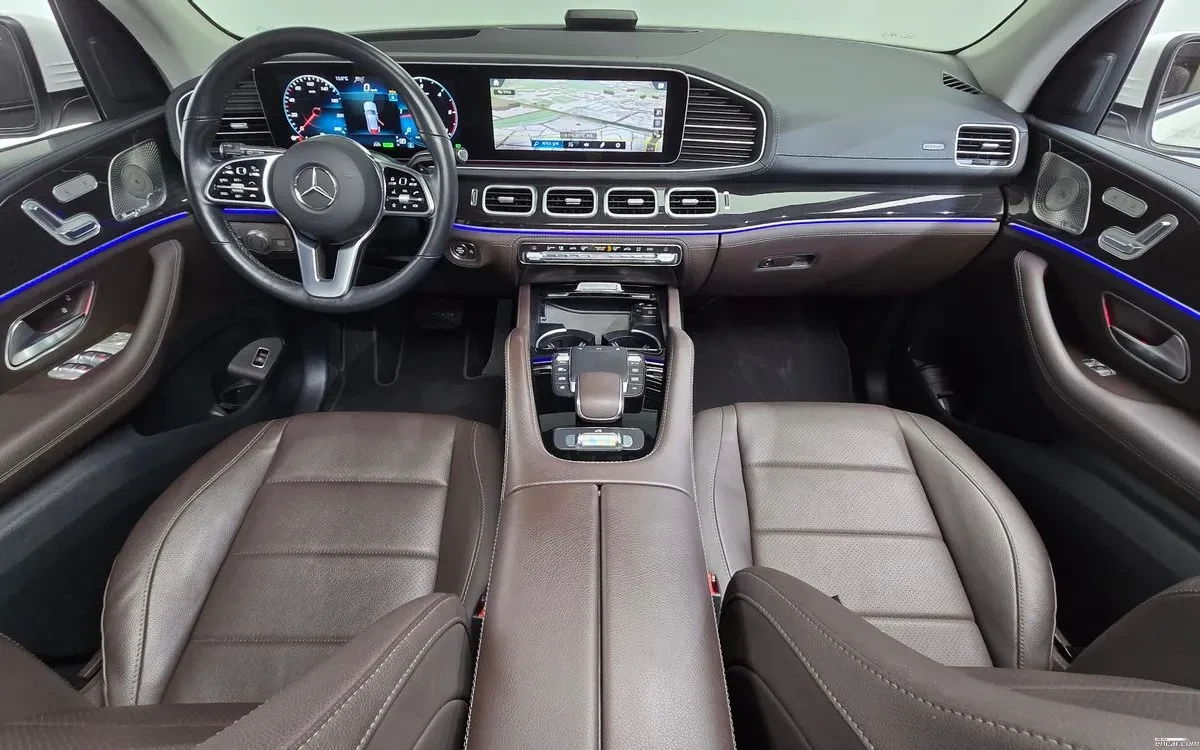 Mercedes-Benz GLE 300 4MATIC/DISTRONIC/BURMESTER/ОБДУХВАНЕ/ПОДГРЕВИ/PANO, снимка 5 - Автомобили и джипове - 54865427