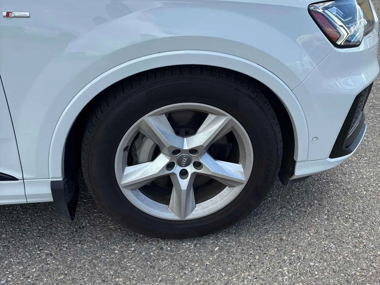 Audi Q7 * Technik * CARFAX * БЕЗ ПЪРВОНАЧАЛНА ВНОСКА, снимка 7 - Автомобили и джипове - 55180053