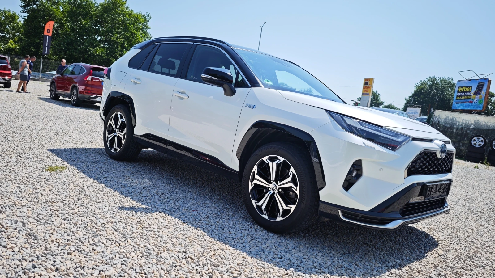 Toyota Rav4 НЕРАЗЛИЧИМ ОТ НОВ/ДАНЪЧЕН КРЕДИТ/JBL/EXECUTIVE, снимка 4 - Автомобили и джипове - 55220086