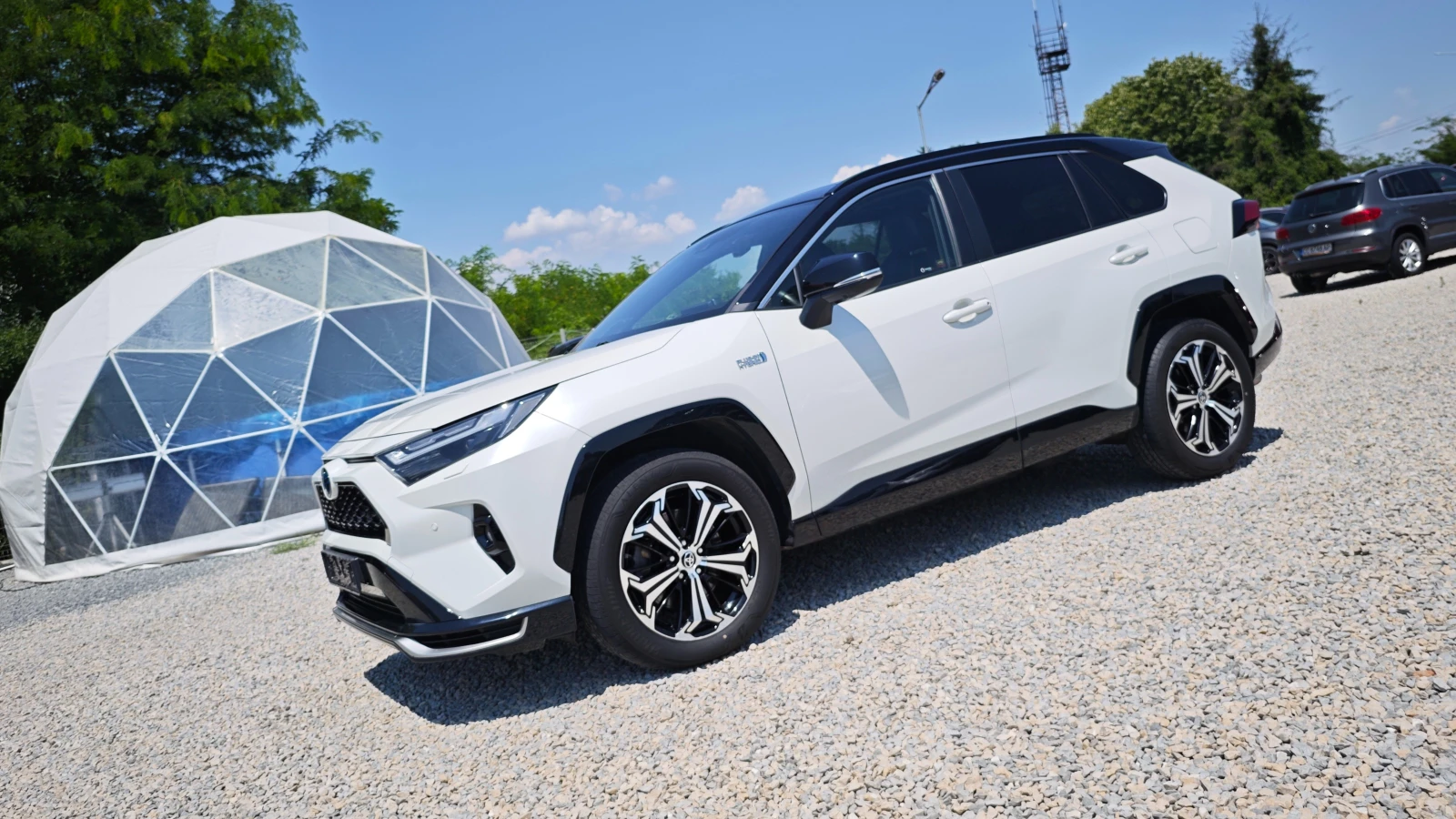 Toyota Rav4 НЕРАЗЛИЧИМ ОТ НОВ/ДАНЪЧЕН КРЕДИТ/JBL/EXECUTIVE, снимка 2 - Автомобили и джипове - 55220086