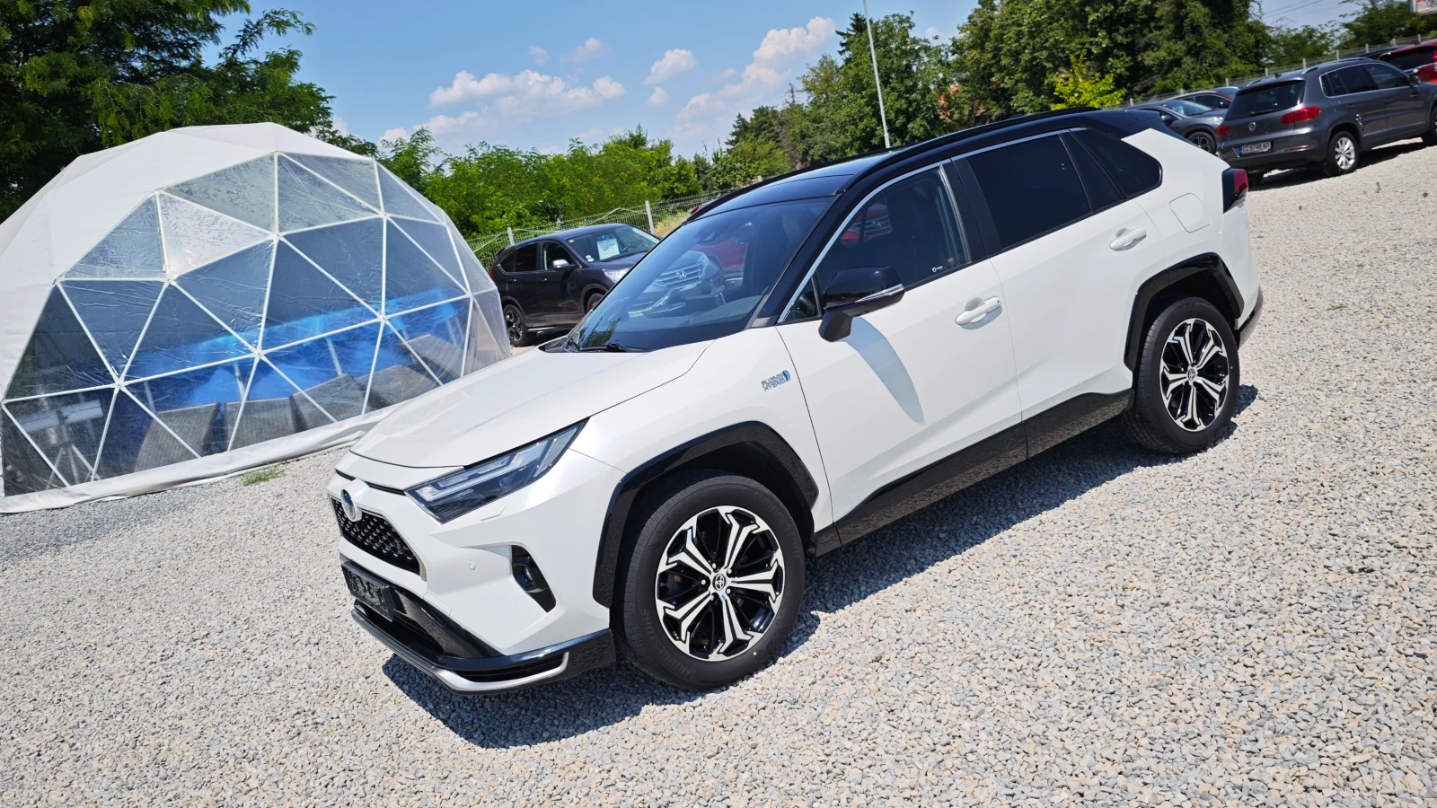Toyota Rav4 НЕРАЗЛИЧИМ ОТ НОВ/ДАНЪЧЕН КРЕДИТ/JBL/EXECUTIVE
