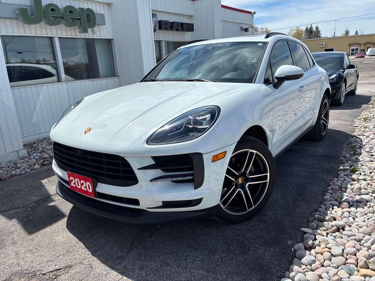 Porsche Macan S/360/MATRIX/BOSE/КЛИП НА МОТОРА 