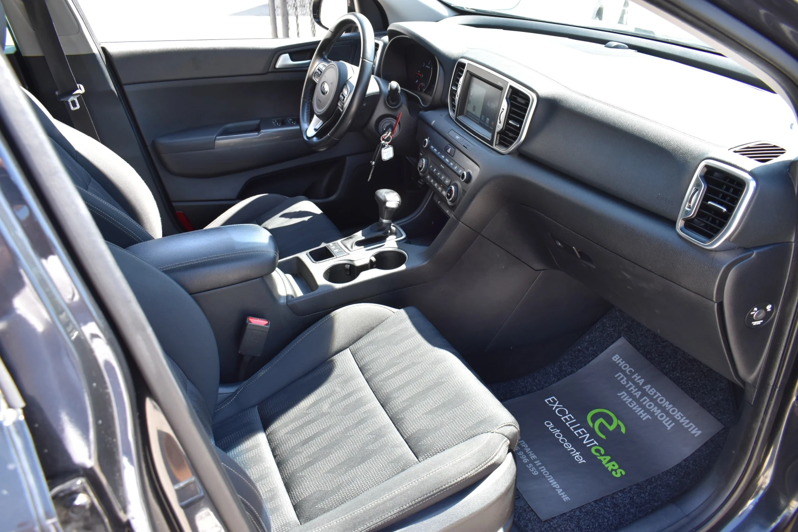 Kia Sportage 1.6D* AUTOMAT, снимка 11 - Автомобили и джипове - 55627736