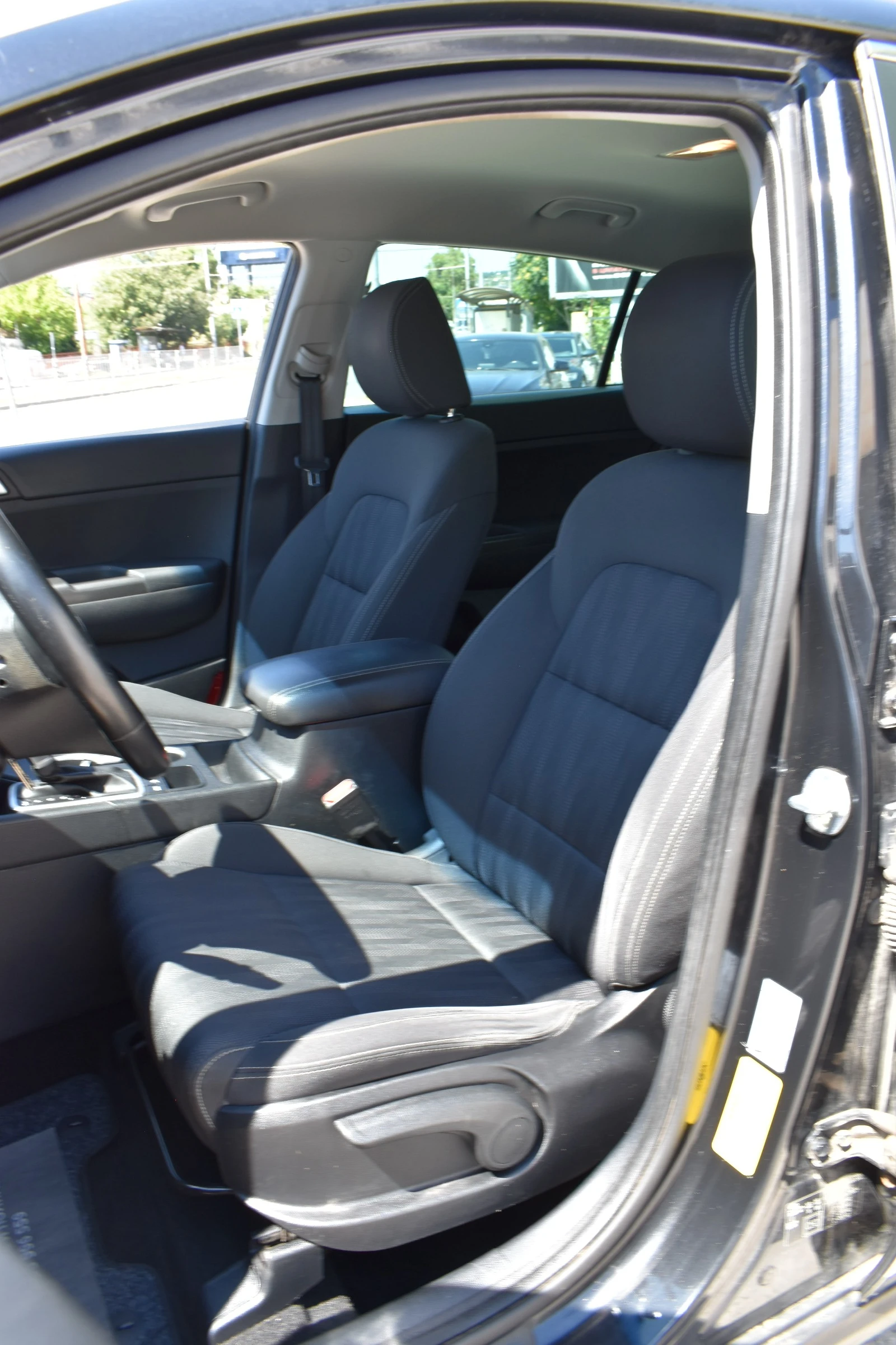 Kia Sportage 1.6D* AUTOMAT, снимка 10 - Автомобили и джипове - 55627736
