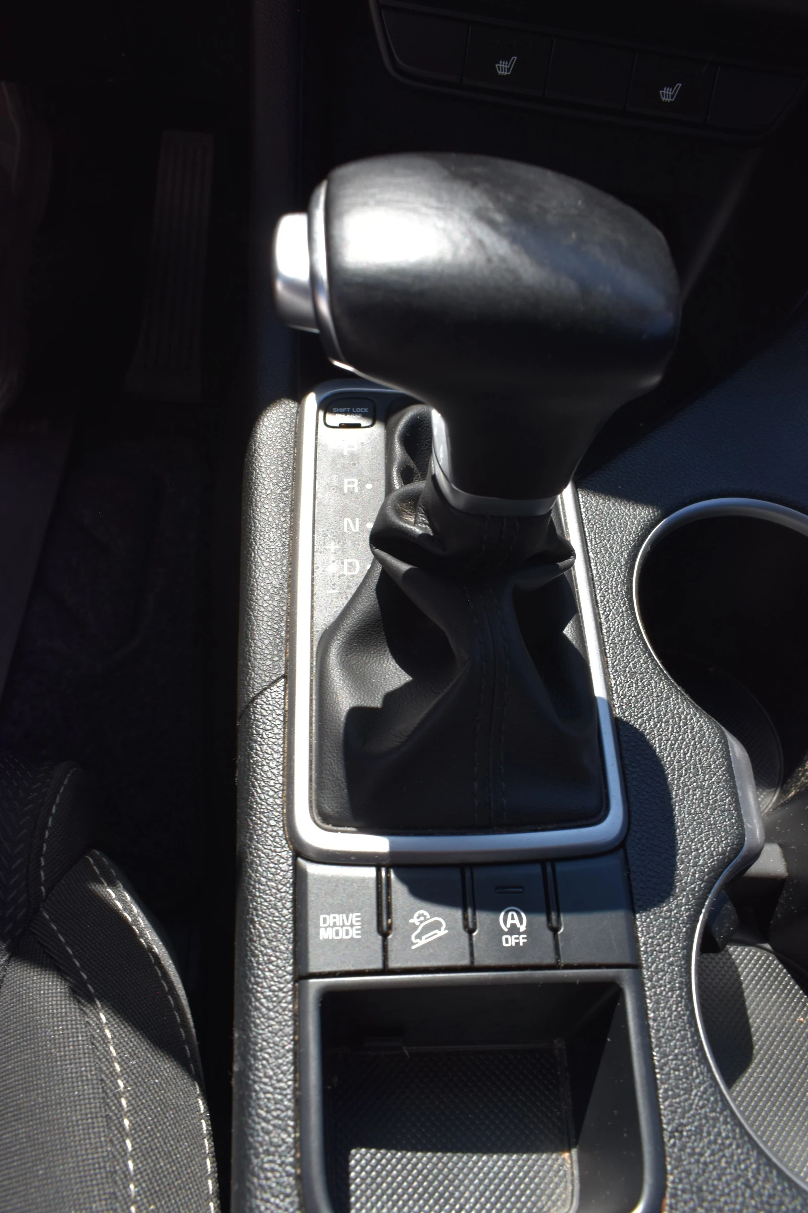 Kia Sportage 1.6D* AUTOMAT, снимка 17 - Автомобили и джипове - 55627736