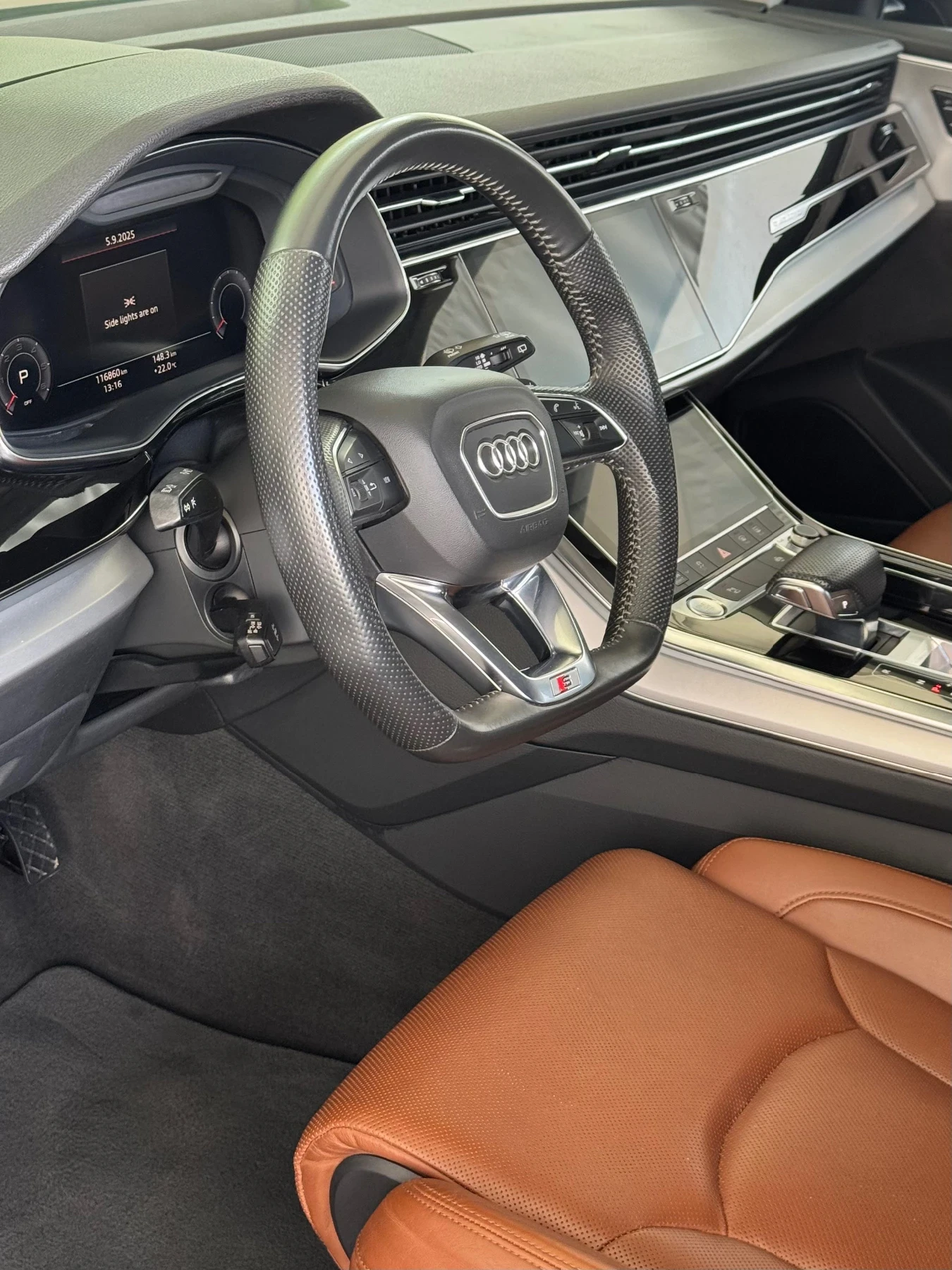 Audi Q8 50TDI B&O MaxtonDesign HUD 22  S-LINE, снимка 7 - Автомобили и джипове - 55755964