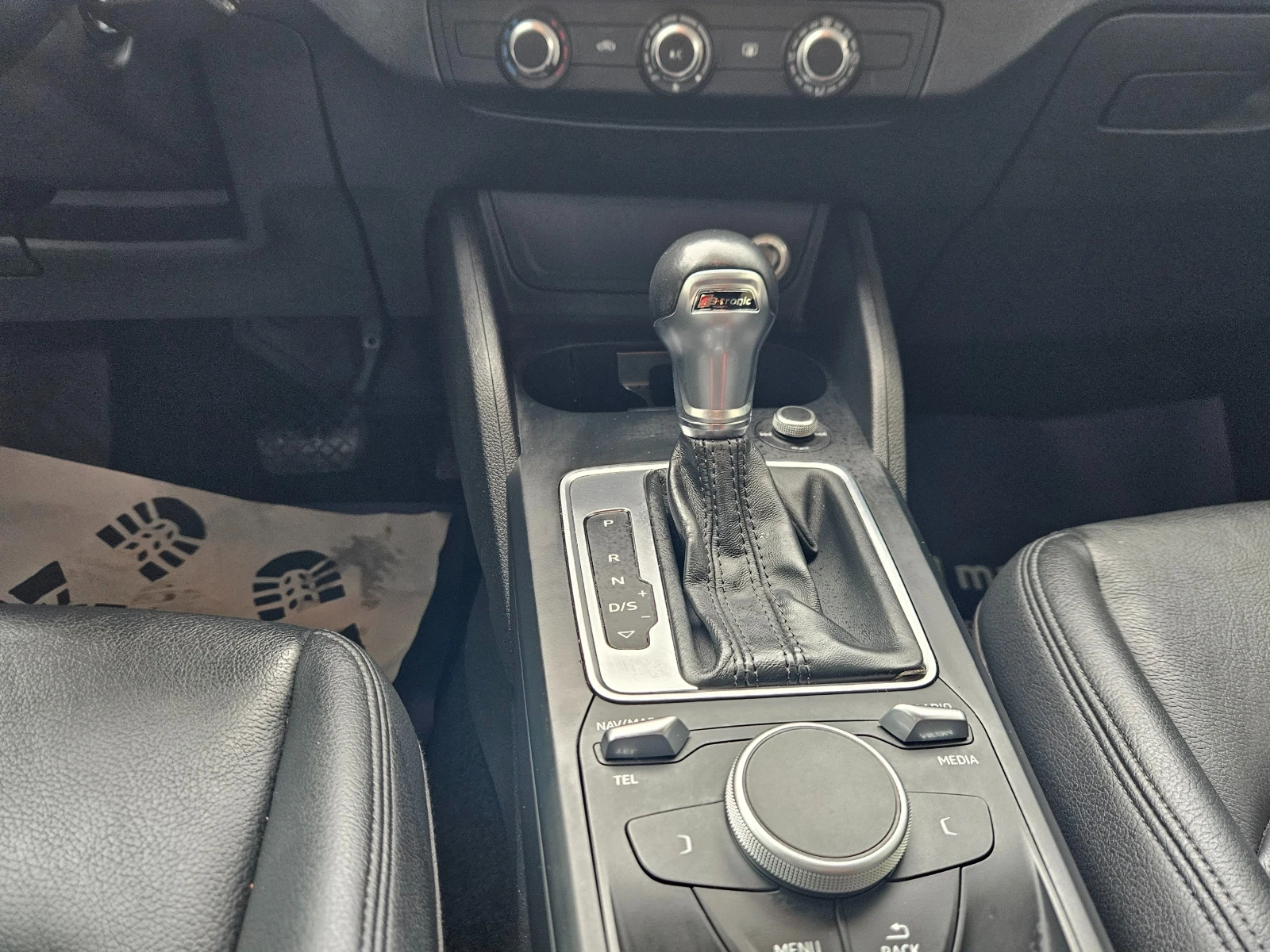 Audi Q2 Avtomat 4×4, снимка 14 - Автомобили и джипове - 56254835
