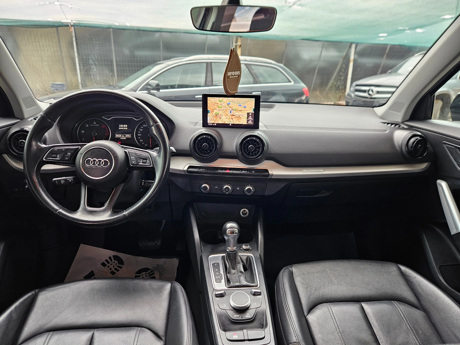 Audi Q2 Avtomat 4×4, снимка 13 - Автомобили и джипове - 56254835