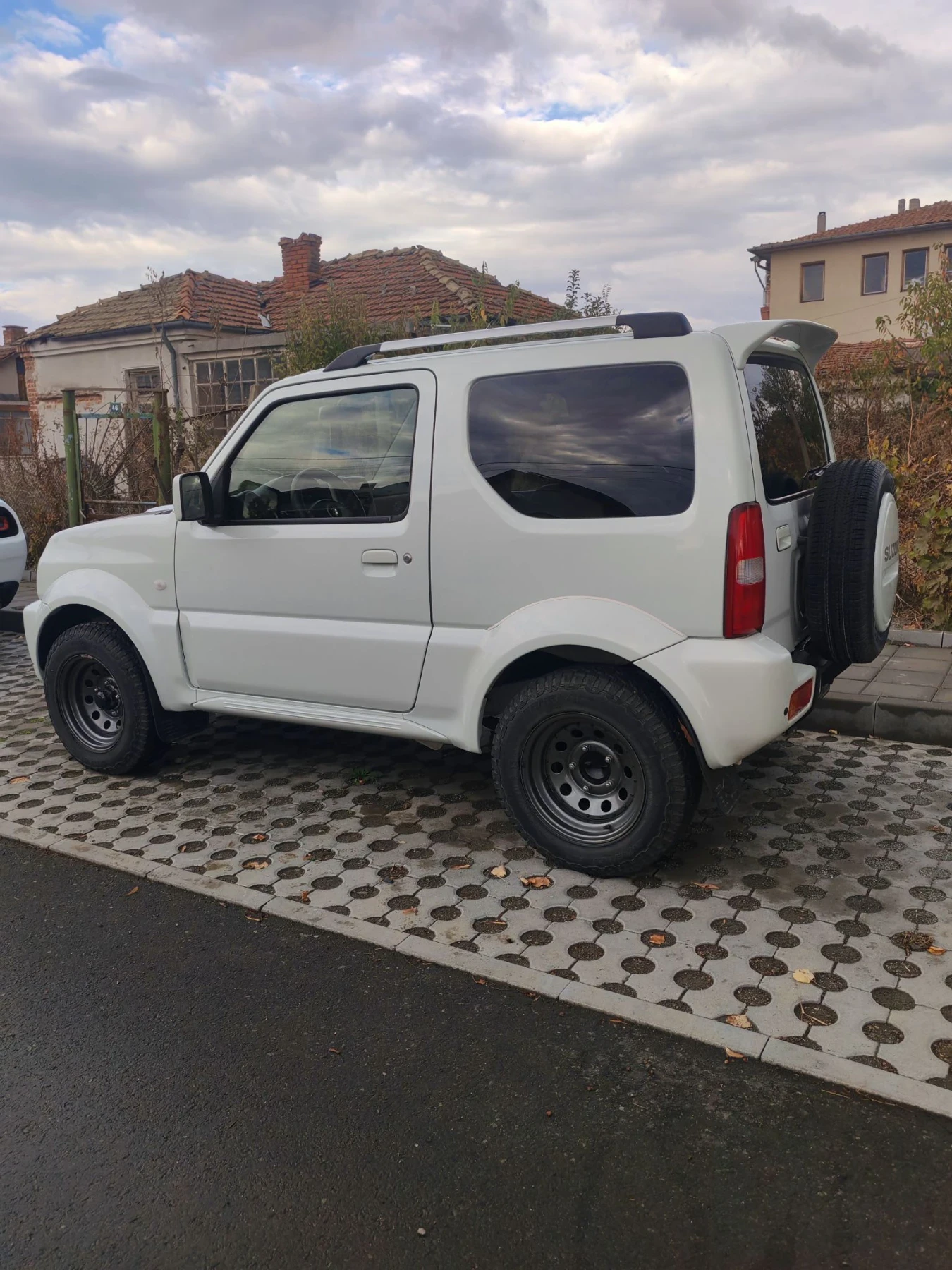 Suzuki Jimny 1.3i 4x4 Бензин , снимка 4 - Автомобили и джипове - 56639089