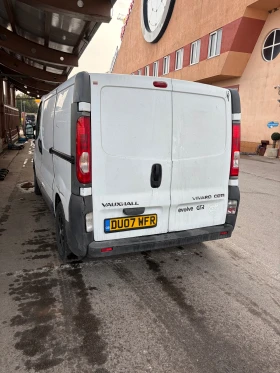 Opel Vivaro НА ЧАСТИ!!2.0 дци 6 скорости, снимка 2