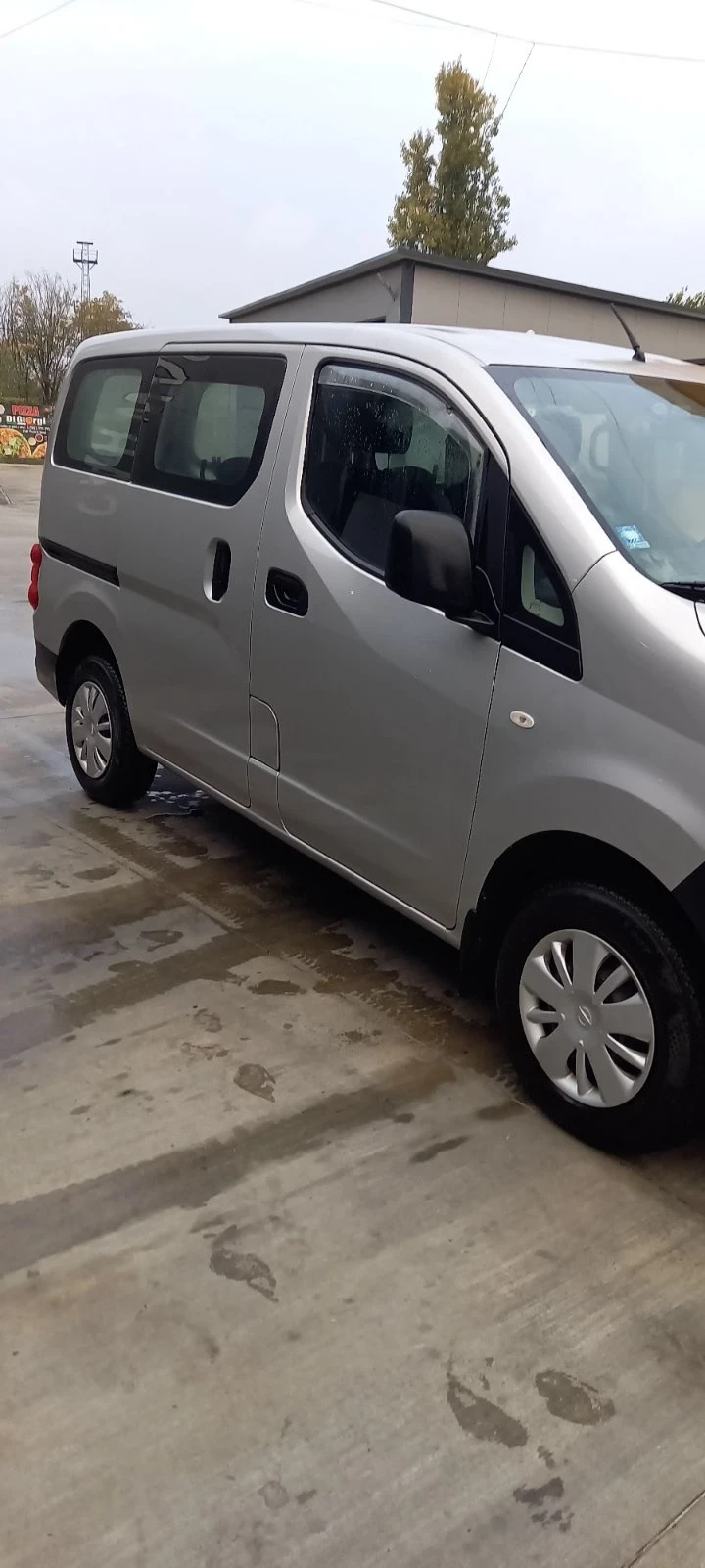 Nissan NV200 пътнически, снимка 2 - Бусове и автобуси - 47954002