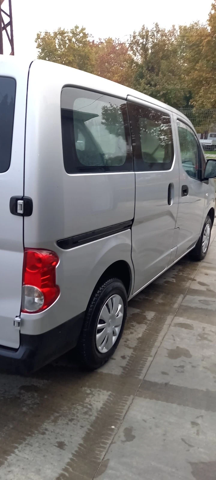 Nissan NV200 пътнически, снимка 4 - Бусове и автобуси - 47954002