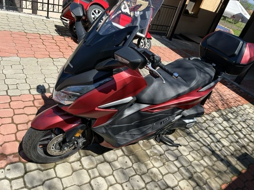 Honda Forza NSS 350 A, снимка 2 - Мотоциклети и мототехника - 54360304