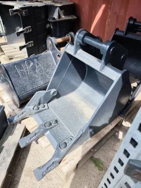      JCB