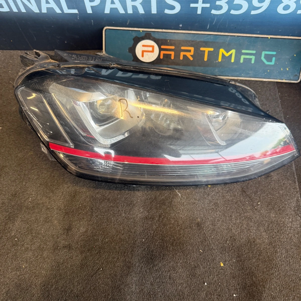 Преден десен фар LED за VW Volkswagen Golf 7 GTI 20 TFSI 444-444