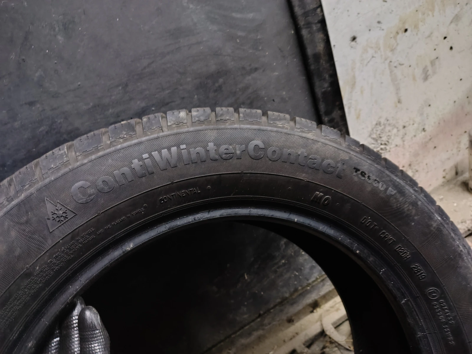 Гуми Зимни 215/60R17, снимка 6 - Гуми и джанти - 54088153