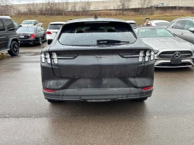 Ford Mustang Mach-E * Select * CARFAX * , снимка 4