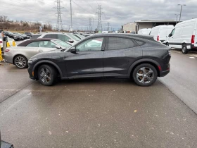 Ford Mustang Mach-E * Select * CARFAX * , снимка 2