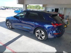 Audi E-Tron Premium Quattro, снимка 3