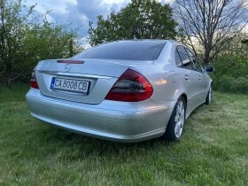 Mercedes-Benz E 320, снимка 6