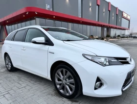 Toyota Auris 1.8 HYBRID / FULL / KOJA / NAVI / CAMERA  1