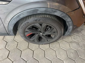     Renault Arkana 1.6 HYBRID RS-LINE