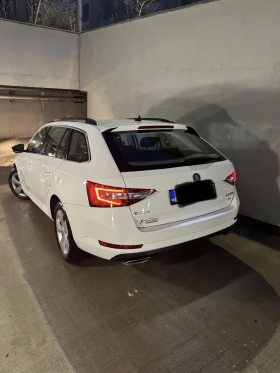 Skoda Superb 2.0 TSI, 4x4 - 13700 € / 26794.87 лв. - 66658289 2