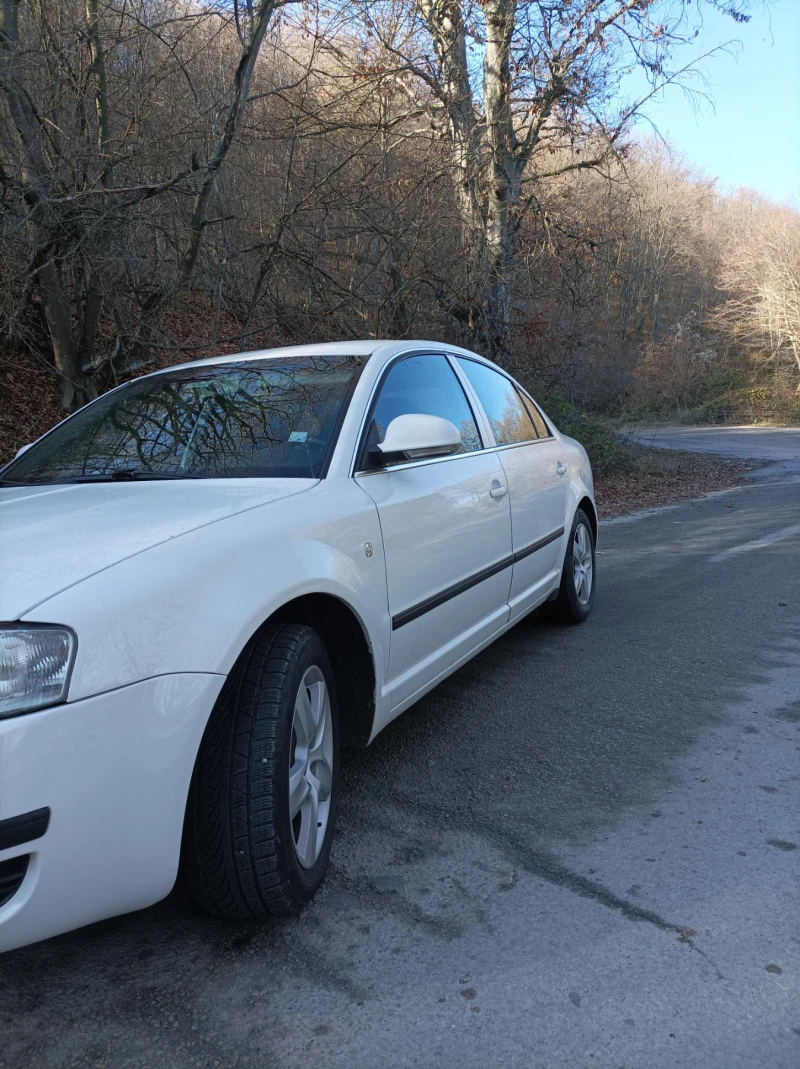 Skoda Superb Facelift , снимка 3 - Автомобили и джипове - 45142733