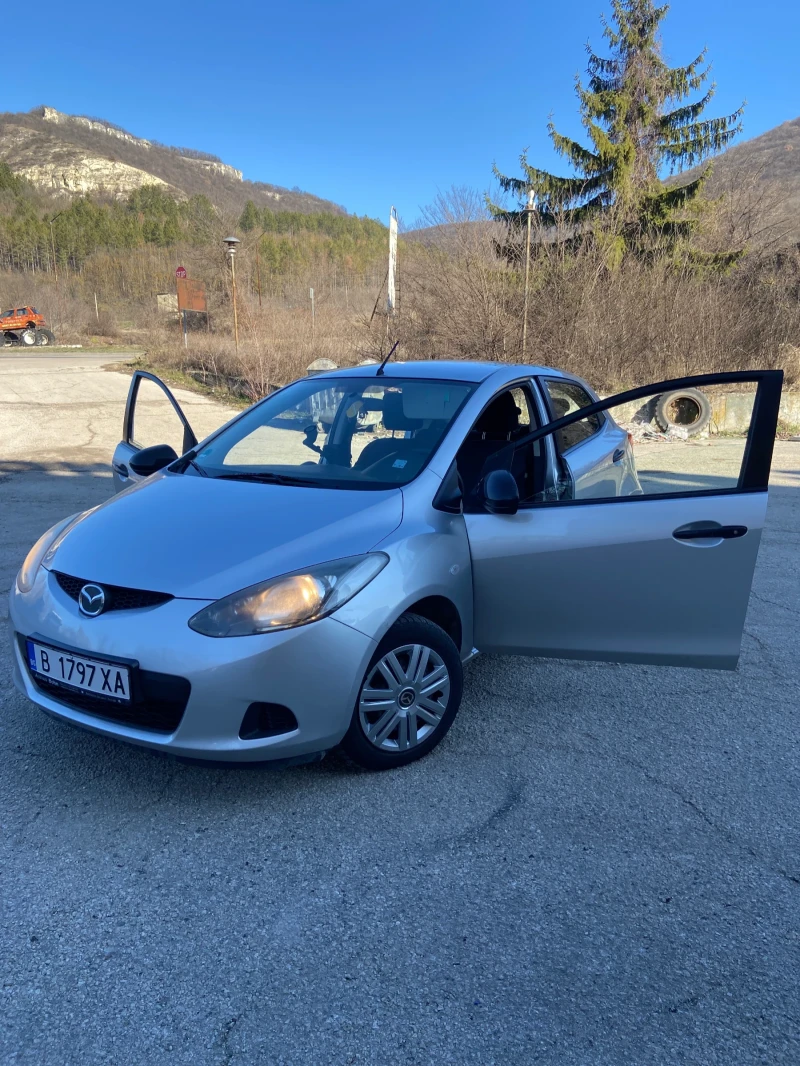 Mazda 2, снимка 1 - Автомобили и джипове - 48864702