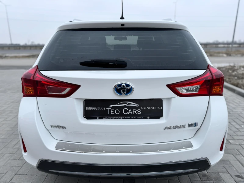 Toyota Auris 1.8 HYBRID / FULL / KOJA / NAVI / CAMERA , снимка 6 - Автомобили и джипове - 49328256